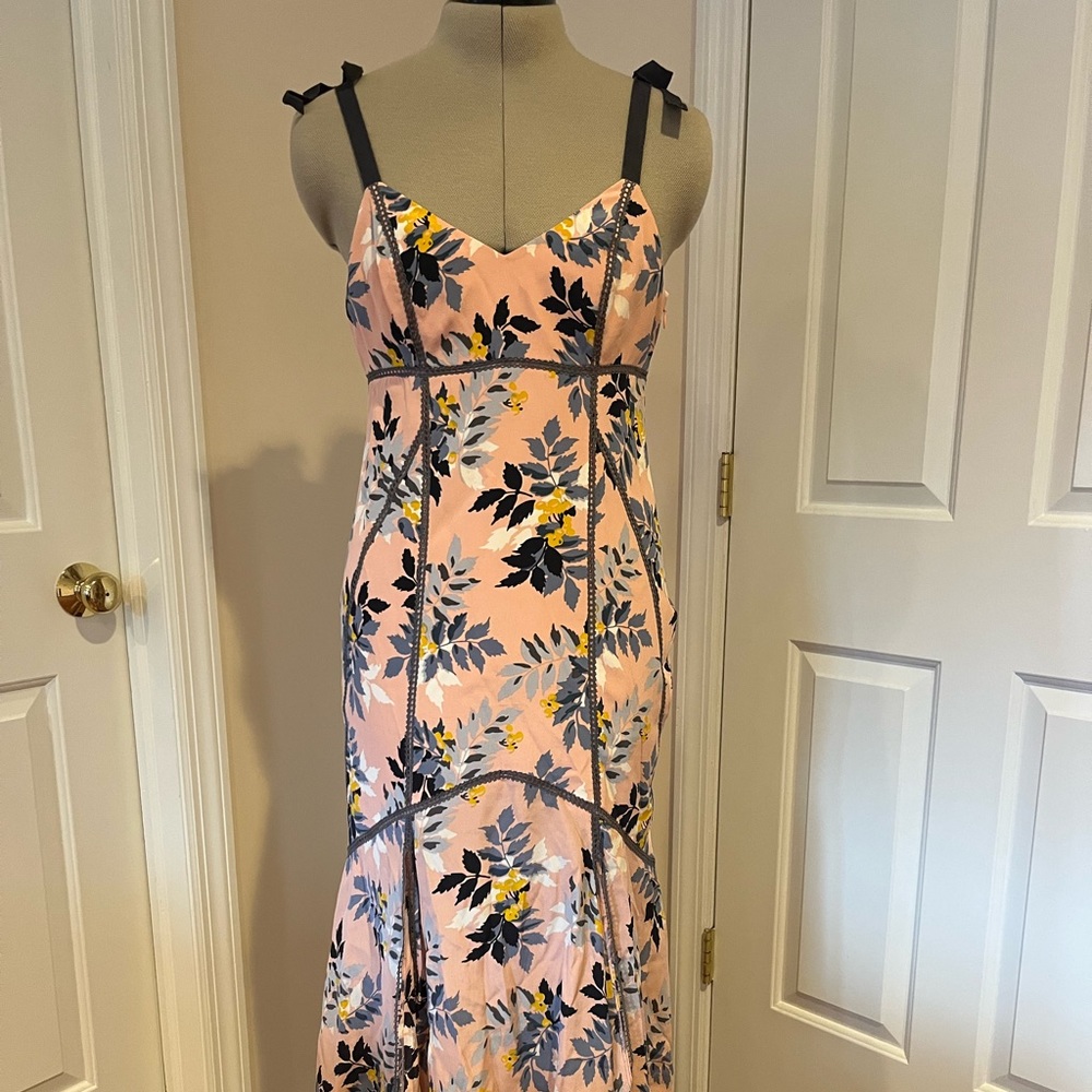 Silk Midi Dress 🌹